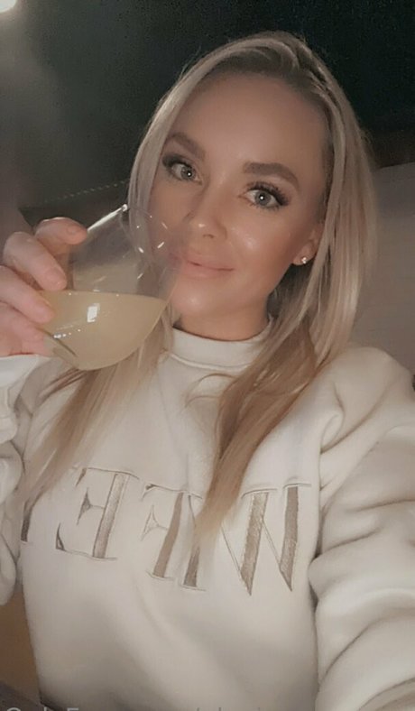 Alexismonroexx