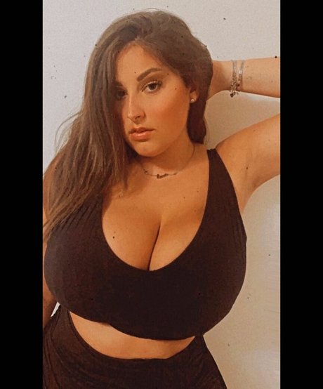 Jolanda Tummolillo OnlyFans泄露裸照