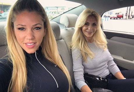 Nicolle A