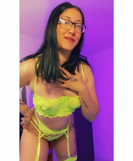 Naken lekkede OnlyFans-bilde av Sharoncrazy1