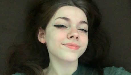 Alasti lekkinud OnlyFans-i pilt Rosiemxx