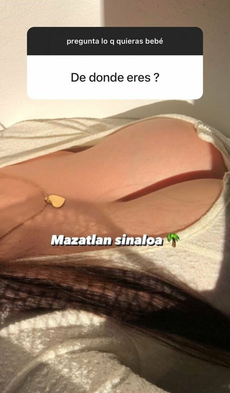 Foto di nudo di fuga di OnlyFans di Aileth