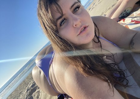 Naken läckt OnlyFans-bild av Freeleila
