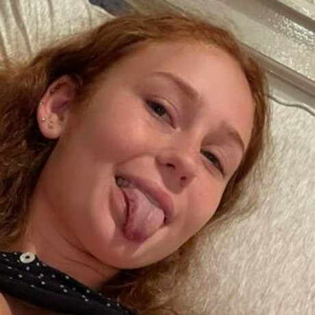Naken lekkede OnlyFans-bilde av Nika Parker