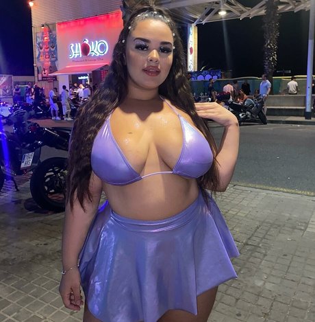 Curvyexoticaa