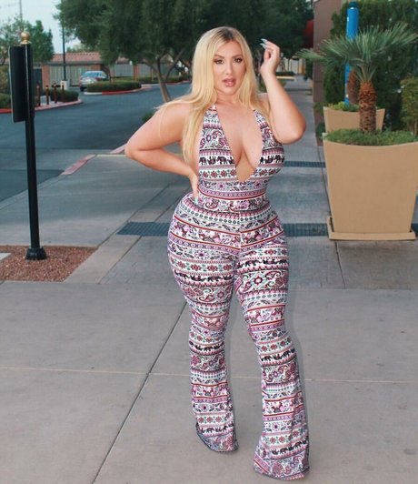 Taya Christian