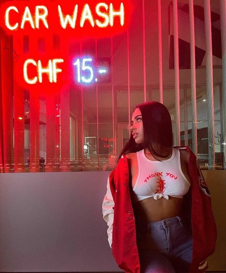 Naken lekkede OnlyFans-bilde av Anaaflri