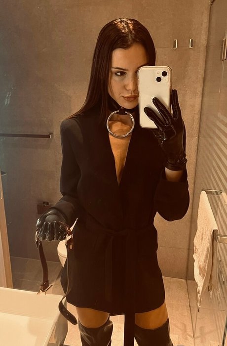 Mistresszoenoir