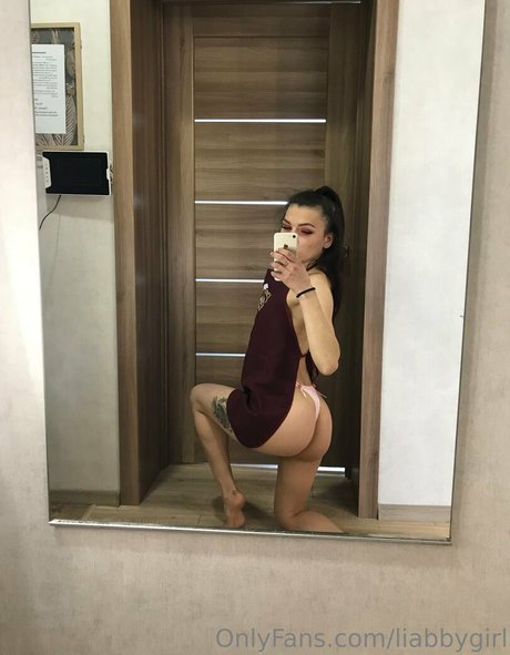 Naken läckt OnlyFans-bild av Liabbygirl