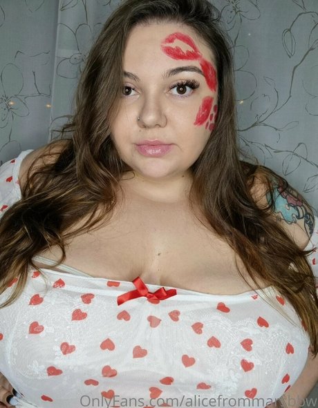 Alicefrommarsbbw OnlyFans