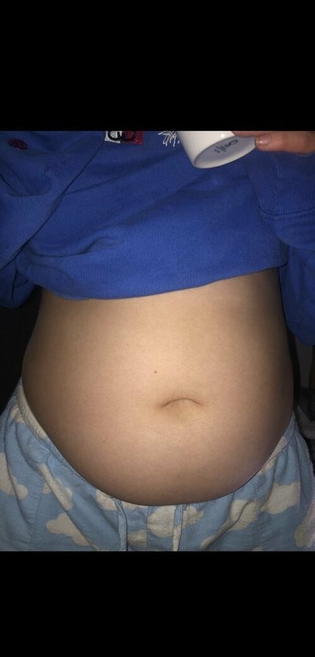 Naken lekkede OnlyFans-bilde av Sumbelly