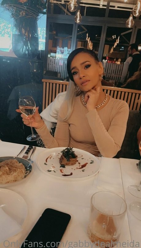 Gabbydealmeida