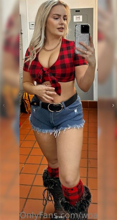 Обнаженная фотография утечки OnlyFans от Theprincessxoxocharm