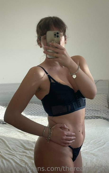 Naken läckt OnlyFans-bild av Therealme753
