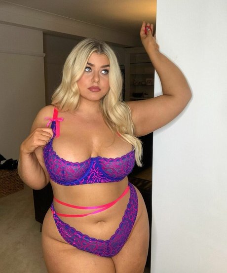 Izzy Nicholls