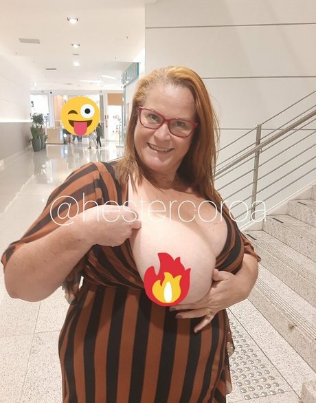 Nahá fotka uniklých OnlyFans od Hester Coroa