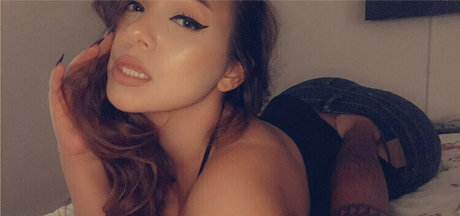 Alaston vuotanut OnlyFans-kuva Theburpingqueen