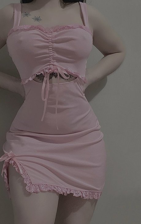 Naken läckt OnlyFans-bild av Genesis Cruz