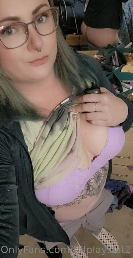 Nahá fotka uniklých OnlyFans od Tiffplayslut2