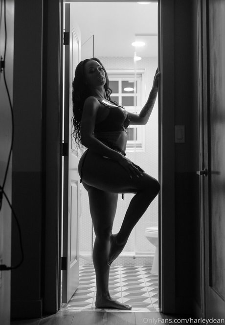 Harleydean OnlyFans泄露裸照
