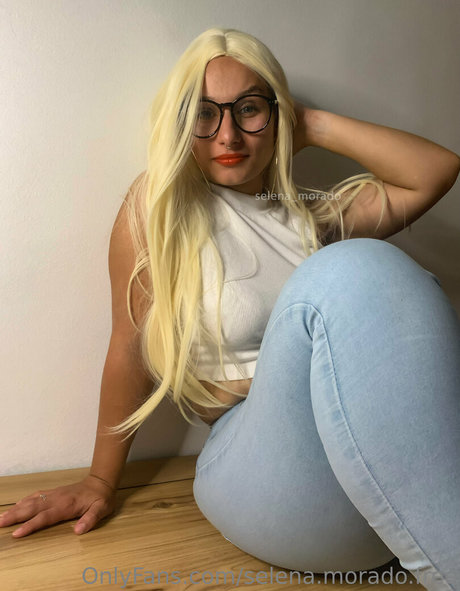 Naken läckt OnlyFans-bild av Selenamoradofree