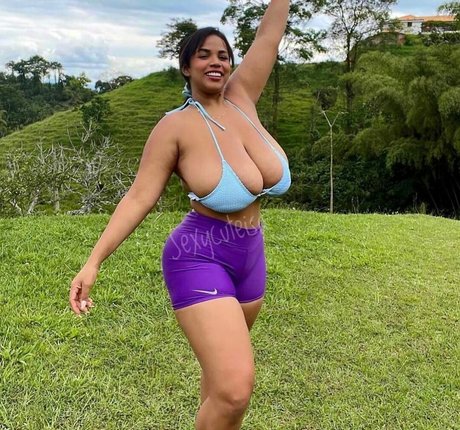 Isa Gomez