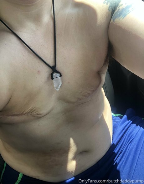 Nahá fotka uniklých OnlyFans od Butchdaddypump