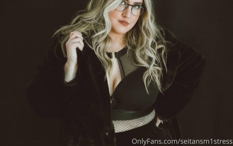 Seitansm1stress  nude leaked OnlyFans photo