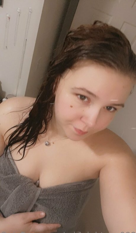 Foto di nudo di fuga di OnlyFans di Midnightsun0926