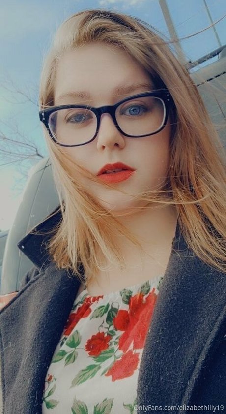 Elizabethlily19