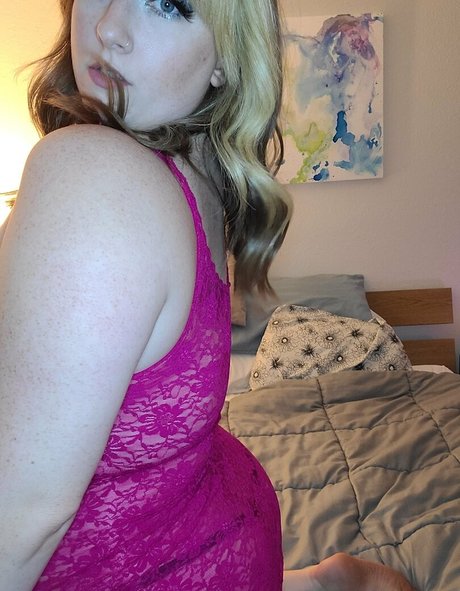 Naken läckt OnlyFans-bild av Dominosweets