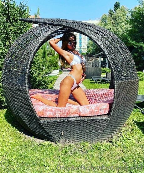Nahá fotka uniklých OnlyFans od Hotandwild