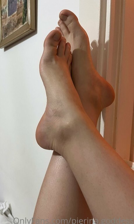 Naken lekkede OnlyFans-bilde av Pierinagoddess