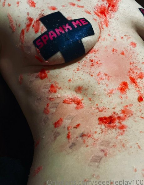 Naken lekkede OnlyFans-bilde av Seeellieplay100