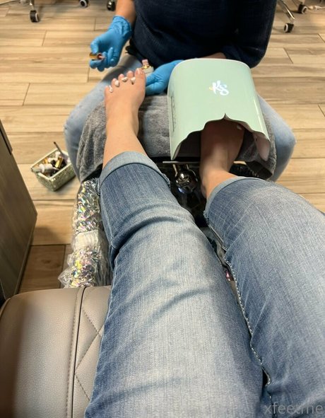 Naken lekkede OnlyFans-bilde av Xfeetme