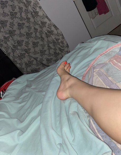 Naken lekkede OnlyFans-bilde av Feetznation