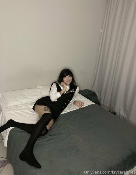 Naken läckt OnlyFans-bild av Kryzarehfree