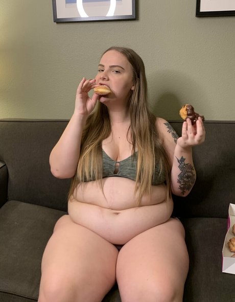 Burstingbabe