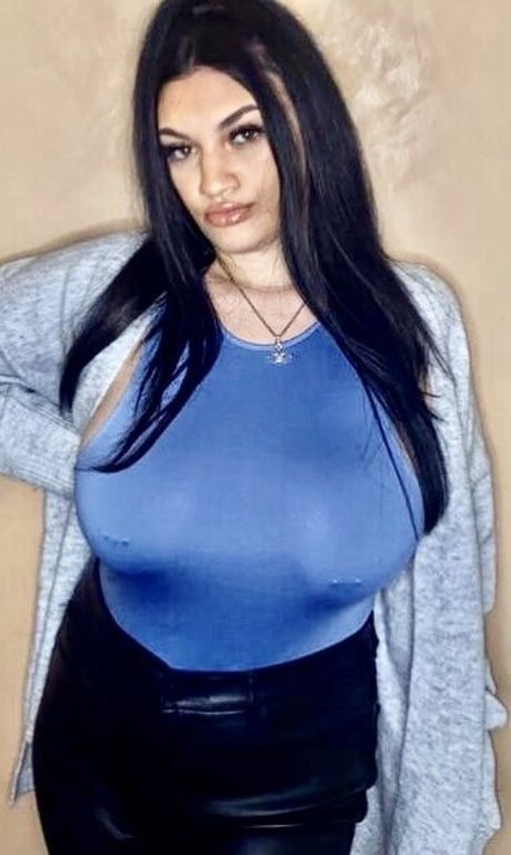 Nahá fotka uniklých OnlyFans od Chloeann Whitham