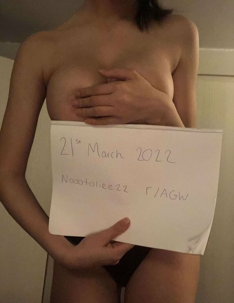 Naaataliee22