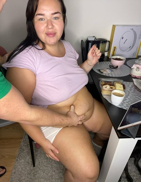 Nahá fotka uniklých OnlyFans od Chubbyprincess98