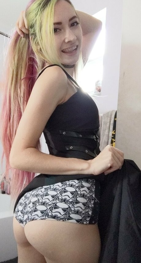 Leenamouz