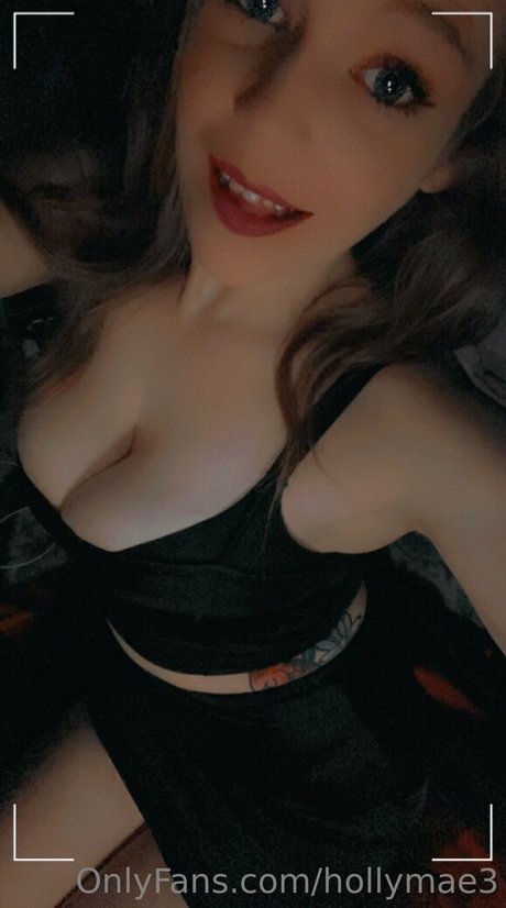 Hollymae3