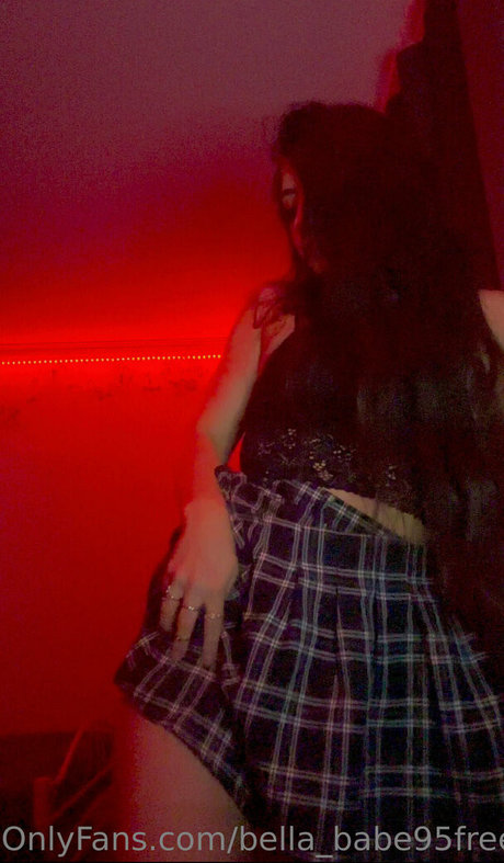 Bella_babe95free