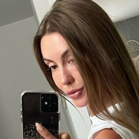 Carolinawhite54
