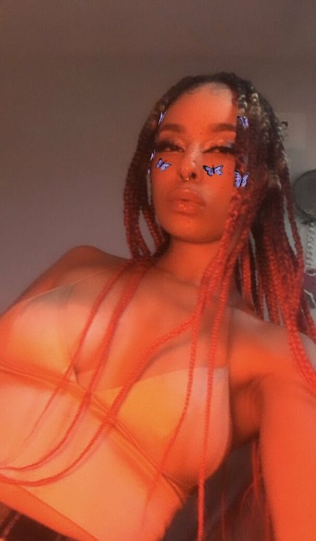 Alaston vuotanut OnlyFans-kuva Thedream