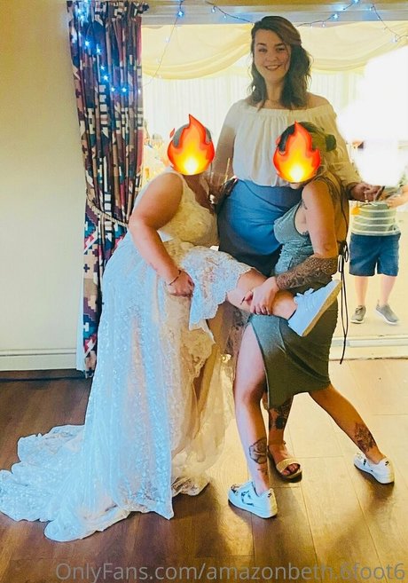 Amazonbeth6foot6