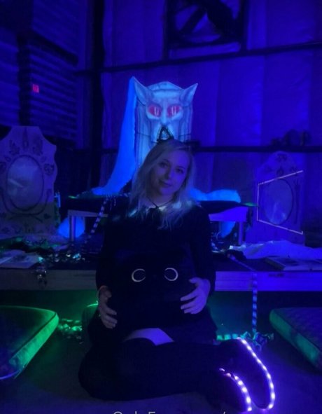 Naken läckt OnlyFans-bild av Carmennem