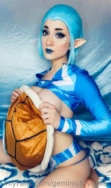 Naakte gelekte OnlyFans-foto van Geminichrysalisfree