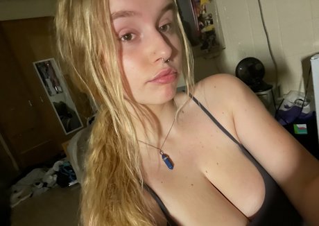 Hailey F